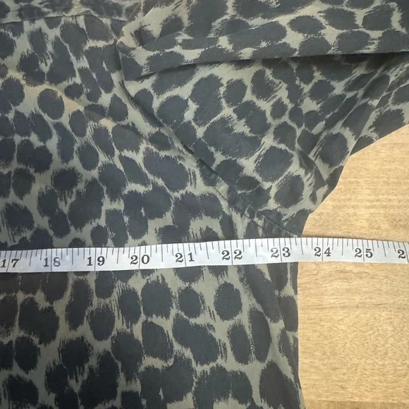 Banana Republic Dillon leopard print Shirt Jacket - Picture 8 of 8